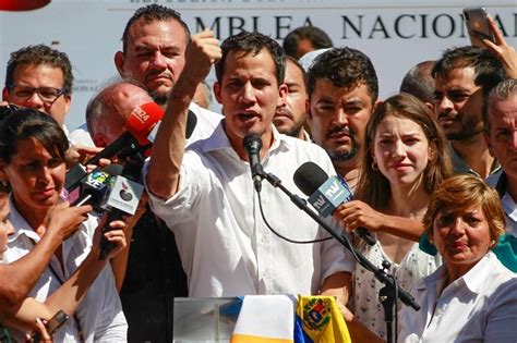 Entenda como e por que Juan Guaidó chegou à presidência da Venezuela