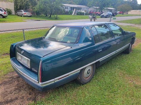 1994 Cadillac DeVille Sedan Green FWD Automatic Classic Cadillac