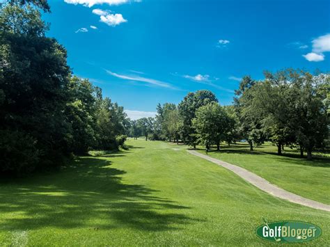 Oxford Hills Golf Course Review - GolfBlogger Golf Blog