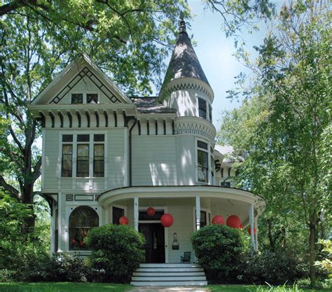 59 Finest Victorian Mansions and House Designs in the World (Photos)