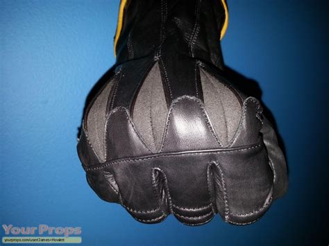 X2: X-Men United Wolverine Gloves replica movie costume