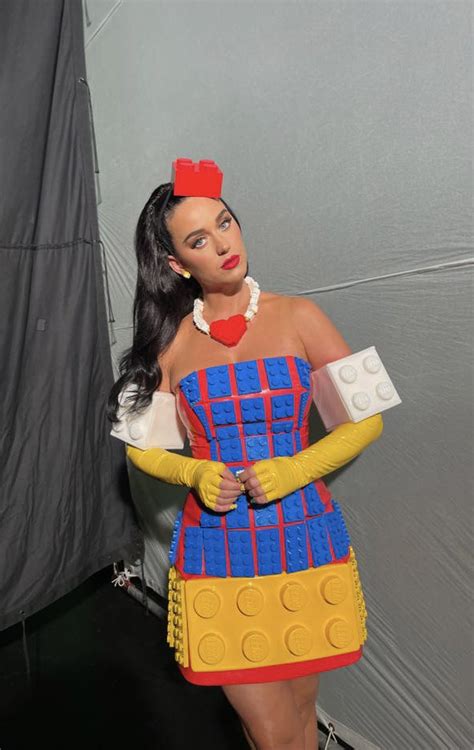 Katy Perry Activity On Twitter Katyperry X Legogroup 🎁