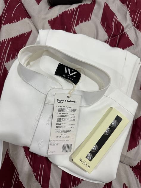 Baju Nikah Off White Men S Fashion Muslim Wear Baju Melayu On Carousell