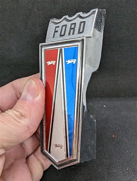 NOS 1966 FORD GALAXIE 500 RH Or LH FRONT FENDER EMBLEM NAMEPLATE