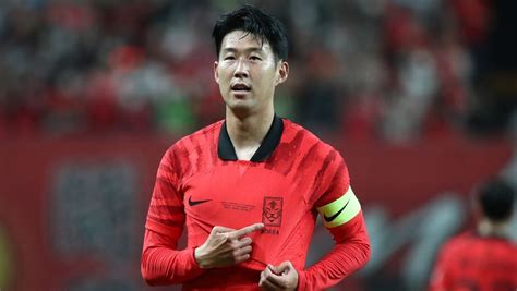 Heung Min Son Erfolgreiche Gesichts Op Bei S Dkorea Ass