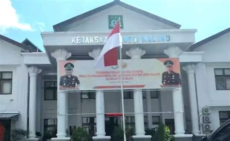 Jaksa Agung Ganti Kajati Dan Wakajati Maluku