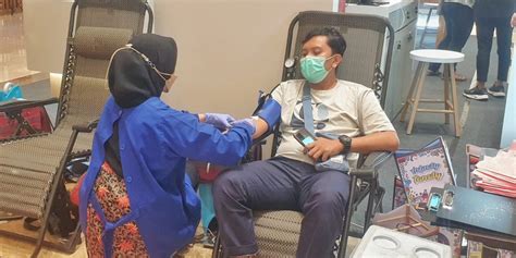 Tumbuhkan Kepedulian, Alumni 98 Smansa Gresik Kumpulkan 75 Kantong ...