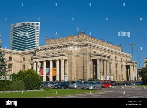 Palac Kultury I Nauki The Palace Of Culture And Science At Plac Defilad