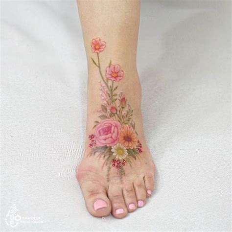 Tattoo Artist Pis Saro Creates Wonderful Sketchy Watercolor Tattoos