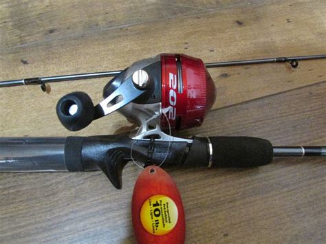 Zebco 202 Spincast Reel And Rod Combo Ebay