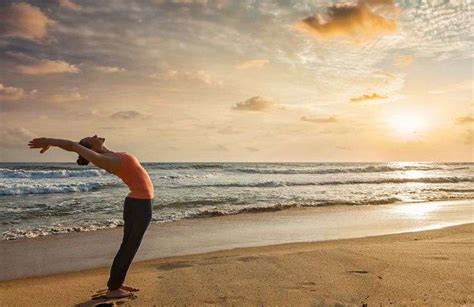 Yoga Come Si Fa Il Saluto Al Sole E Quali Sono I Suoi Benefici