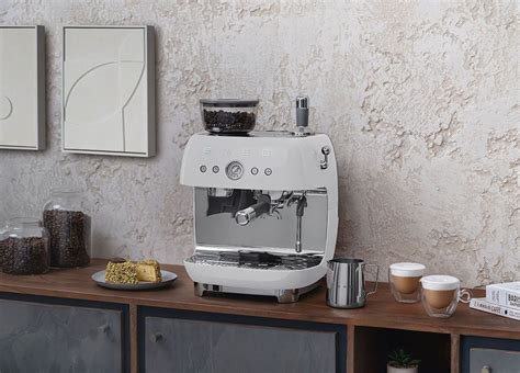 Coffee Machines - Award Winning - Smeg UK