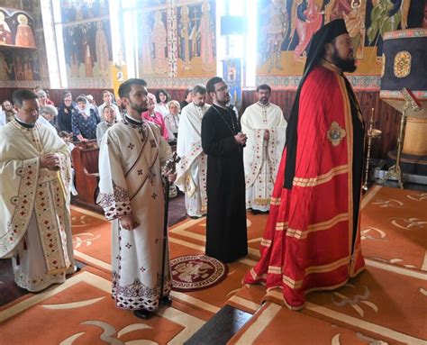 Resfin Irea Bisericii De Lemn Din Parohia Brebi Episcopia S Lajului