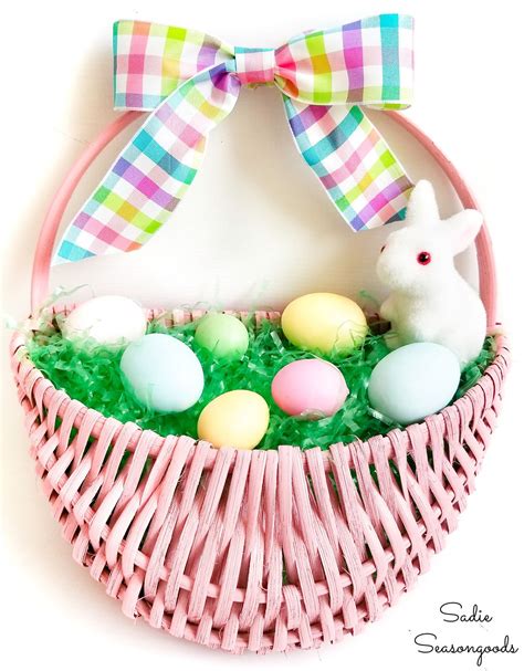 Vintage Easter Baskets Decor