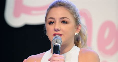 Dance Moms Chloe Lukasiak Lands Center Stage Spin Off Proving This