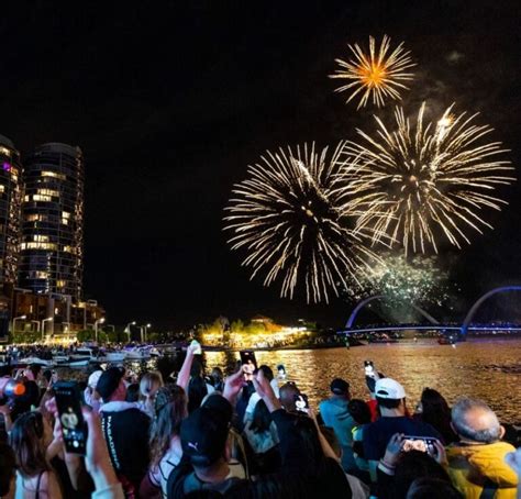 Perth New Years Eve 2024 Fireworks Carine Francesca