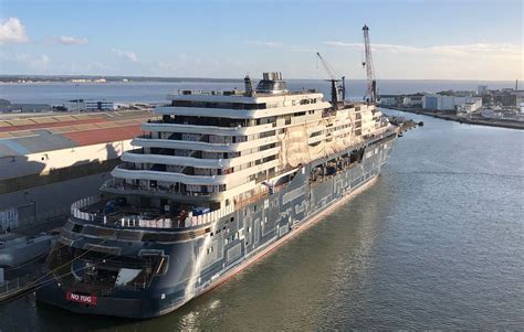 Aux Chantiers De Saint Nazaire Les Bateaux De Croisi Re Se Fabriquent