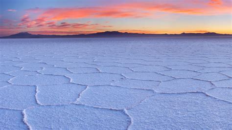 Uyuni Salt Flats 2 Day Private Tour With Tunupa Volcano