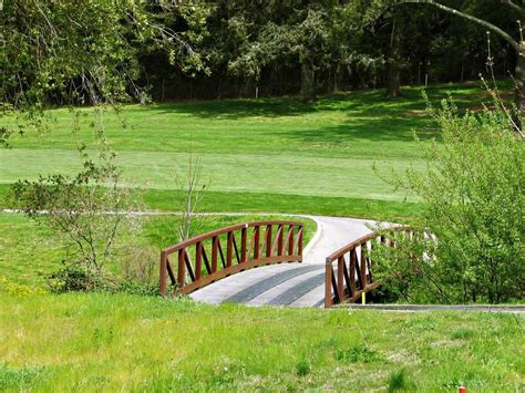 Prefabricated Bridges For Golf Courses Pedestrian Bridges For Resorts