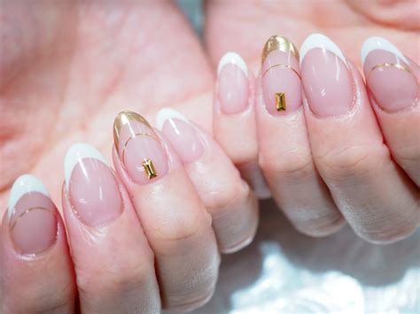 ミラーフレンチ｜ネイルサロンnails Qoo