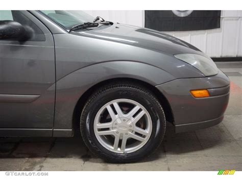 Liquid Grey Metallic Ford Focus Se Sedan Photo