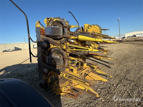 2008 New Holland 470FI 10 Row 22 Ft Forage Harvester Header In New