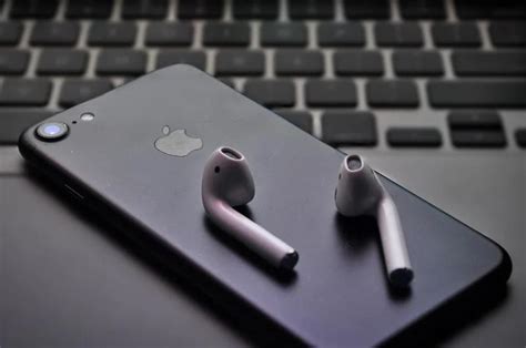 Пошук і Відновлення Вкрадених AirPods: Керівництво