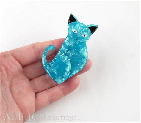 Erstwilder Brooch Pin Thomas Taffy Cat Pearly Blue Aubijou Boutique