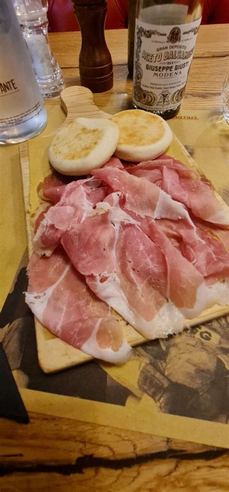 Antipasti Passando Per Modena Ristorante A Padova