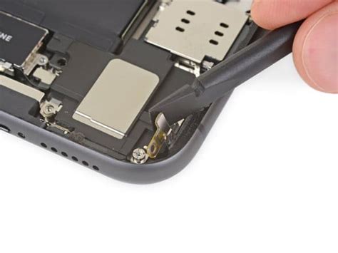 Как заменить нижний динамик (громкой связи) iPhone 11 - пошаговые ...