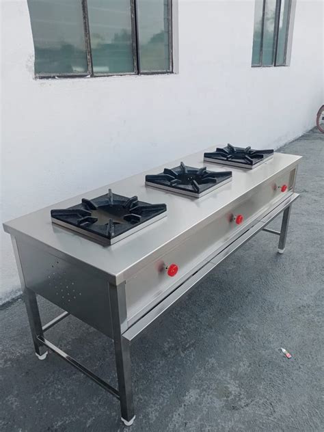 Lpg Three Burner Commercial Cooking Range For Restaurant At Rs