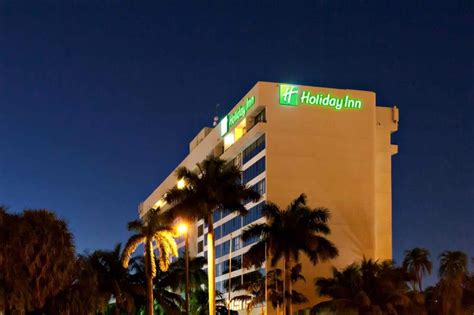 Overnight Stay at Holiday Inn Miami West-Airport Area