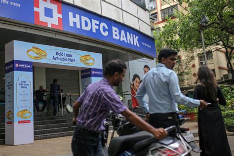 Merged HDFC Entity To Squeeze Sectors Deposit Taking Macquarie