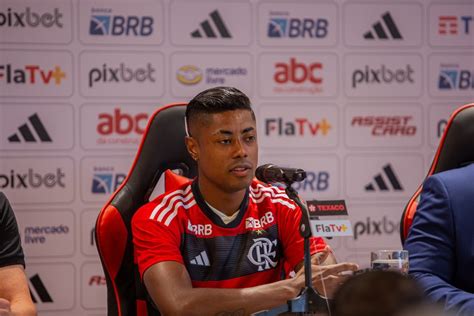 Bruno Henrique Garante Continuidade De Parceria Gabigol No Flamengo