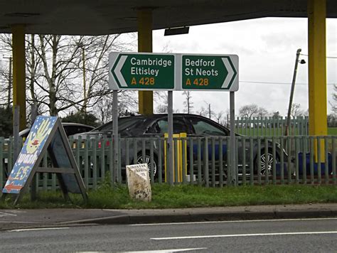 Roadsigns On The A428 Cambridge Road Geographer Cc By Sa 2 0