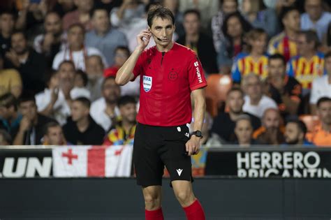 Spanish Supercup Final Referees We Want To Go Unnoticed” Managing