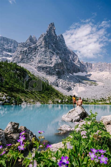 Lake Sorapis Hike Info Map Tips For Better Experience Dolomites Italy