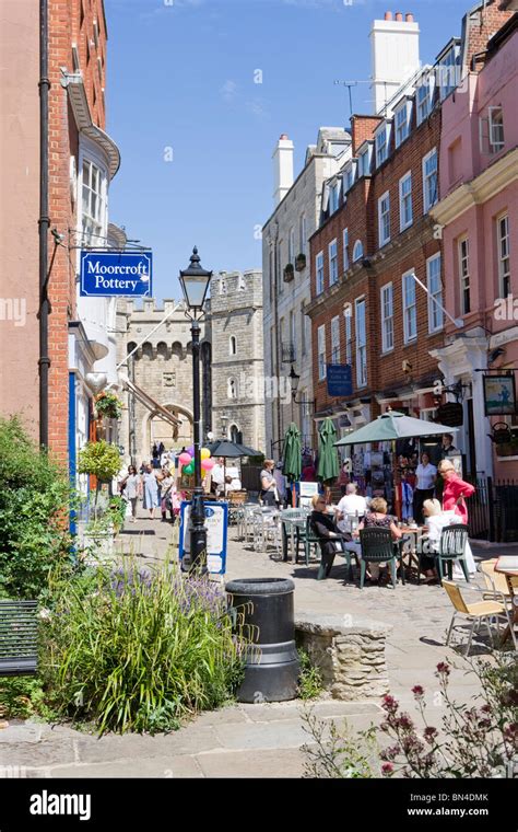 Windsor Town Berkshire Hi Res Stock Photography And Images Alamy