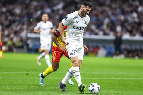 Om Sead Kolasinac Se Blesse à Nouveau Contre Lens