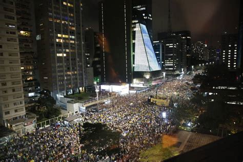 Atos Pelo País Pedem Prisão De Lula E Criticam Ministros Do Stf 0304