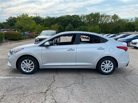 New 2021 Hyundai Accent SEL Sedan IVT FWD 4dr Car