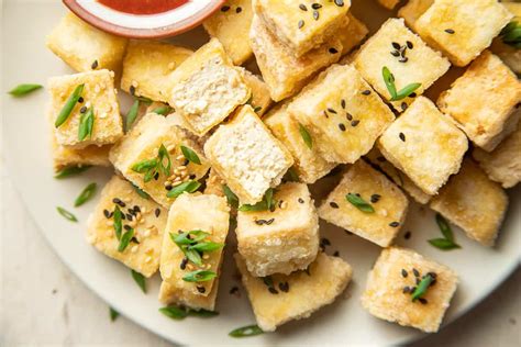 4 Ingredient Crispy Fried Tofu - Connoisseurus Veg