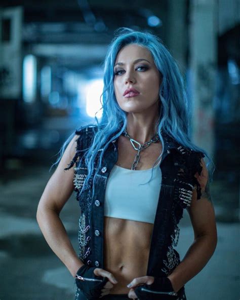 Hot New Alissa White Gluz Bikini Pics