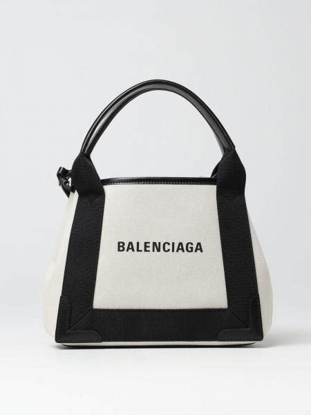 Cập nhật hơn 76 về shop online balenciaga mới nhất cdgdbentre edu vn