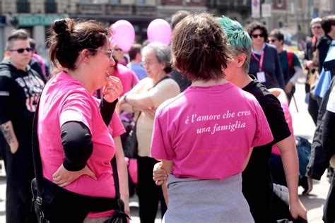 Famiglie Arcobaleno In Festa Ma I Nostri Bambini Non Hanno Diritti