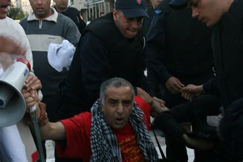 Tanger Les Forces De Lordre Dispersent Un Sit In Dattac La Place