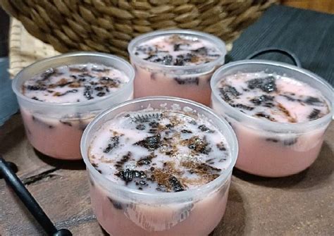 Resep Puding Susu Strawberry Oreo Oleh Teh Yanithea Cookpad