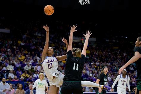 NCAA tournament: Michigan women's basketball loses to LSU, 66-42: Game ...