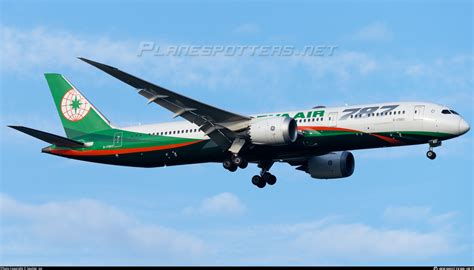 B Eva Air Boeing Dreamliner Photo By Spotter Jvs Id