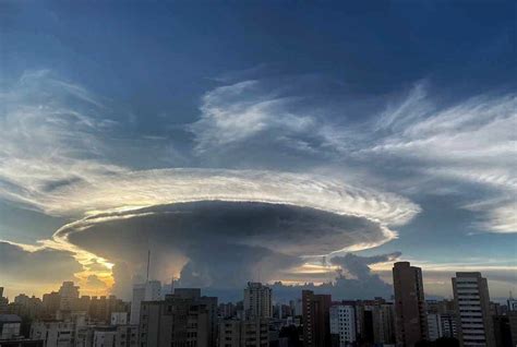 What is this cloud formation? : r/CLOUDS